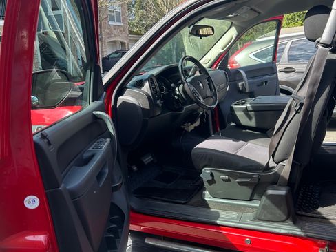 Used 2010 Chevrolet Silverado 1500 LT w/ Power Pack Plus image 10