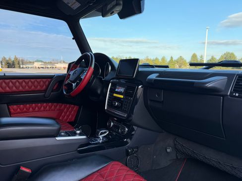 Used 2016 Mercedes-Benz G 63 AMG 4MATIC image 25