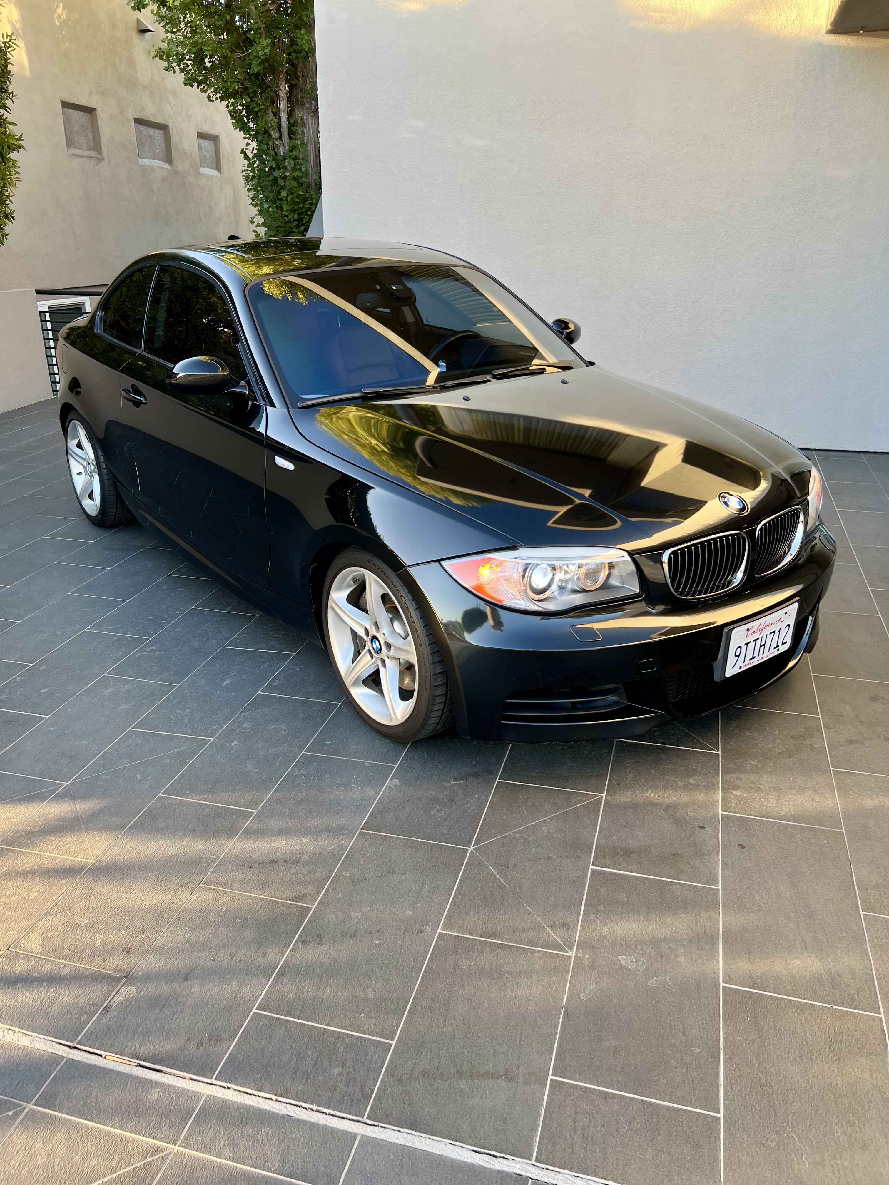Used 2008 BMW 135i Coupe RWD image 9