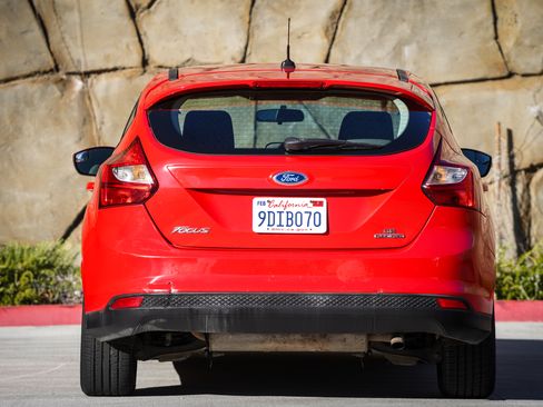 Used 2013 Ford Focus SE image 8