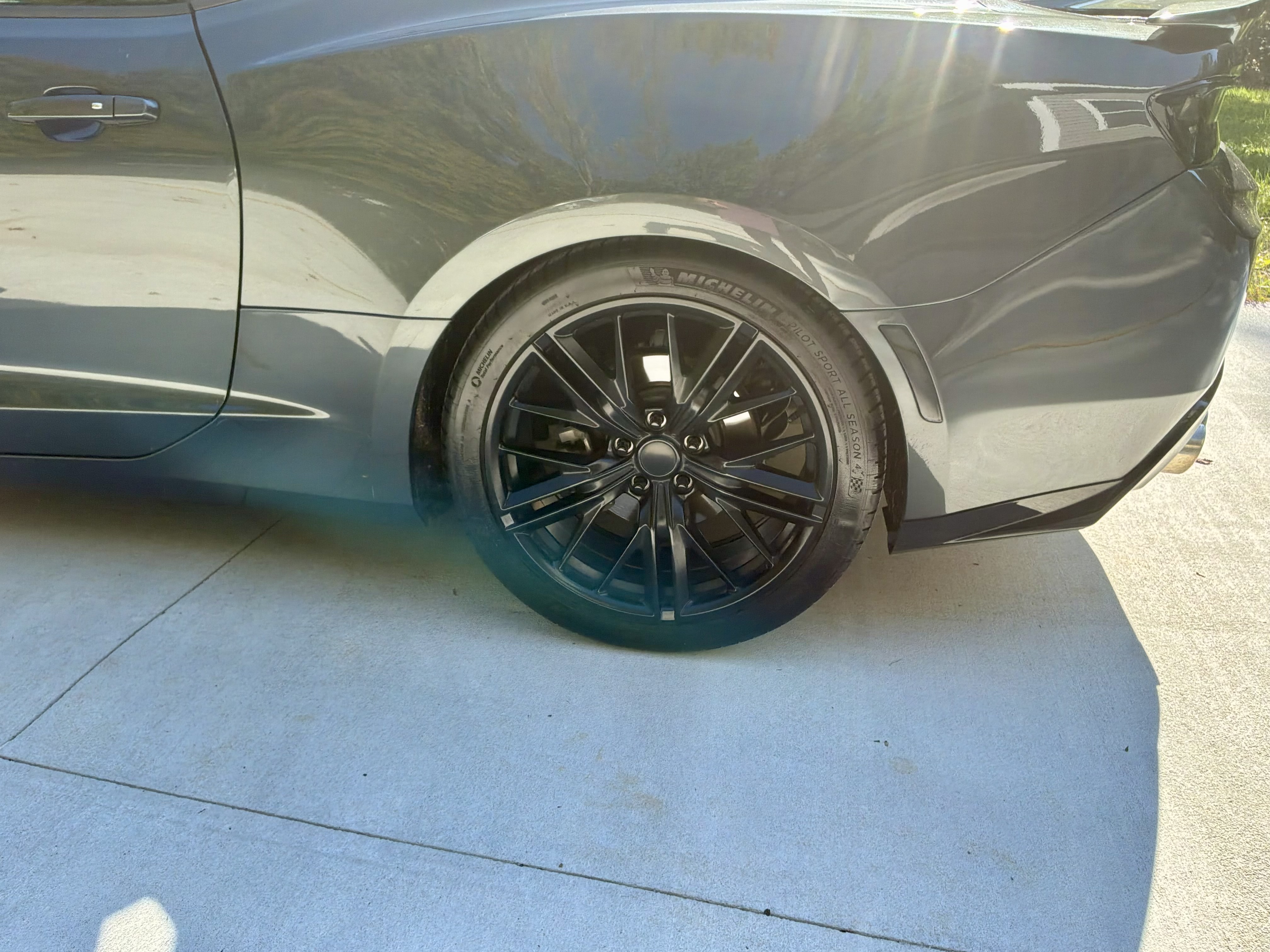 Used 2018 Chevrolet Camaro LT w/ RS Package RWD image 16