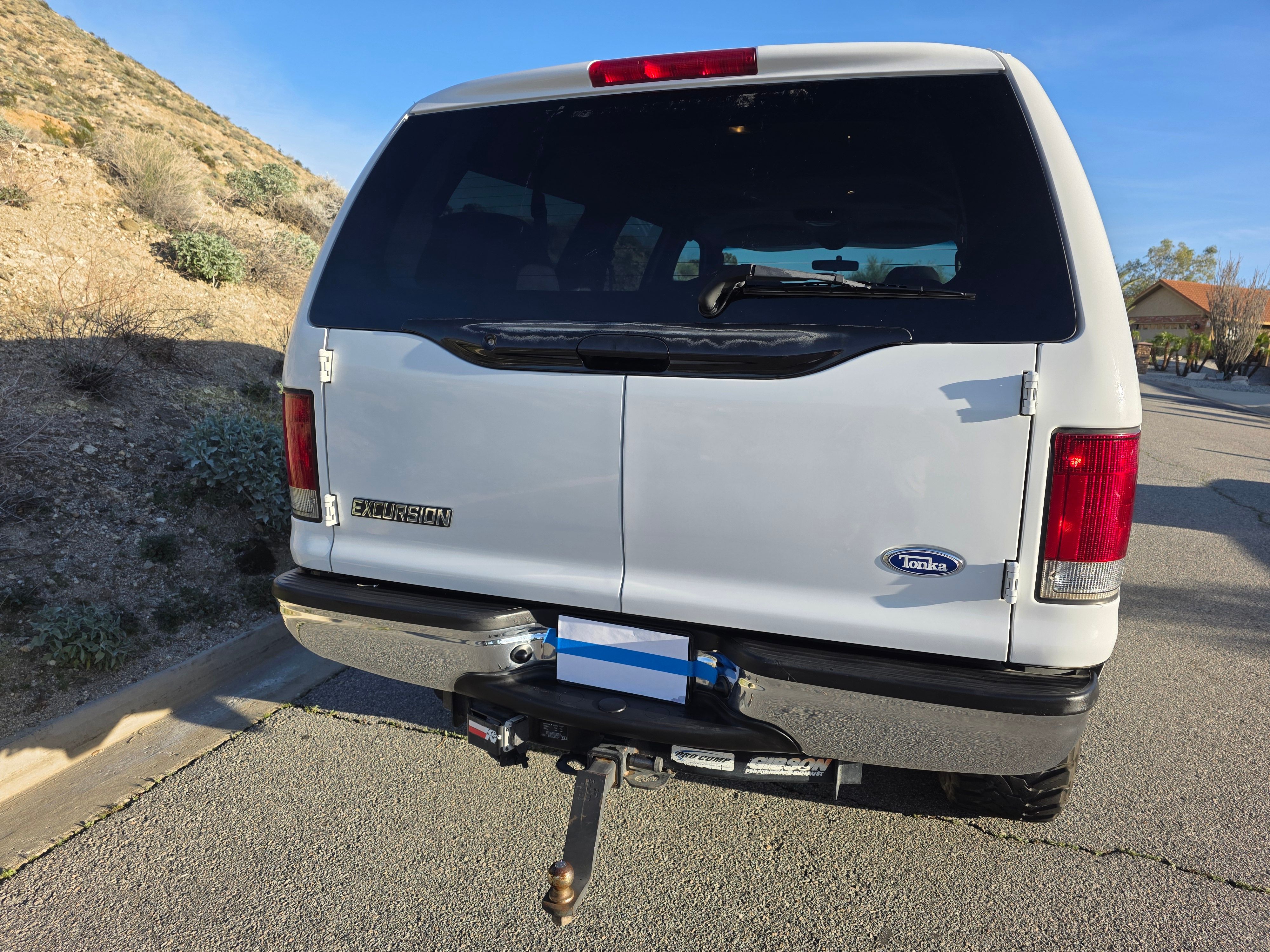 Used 2005 Ford Excursion XLT RWD image 9
