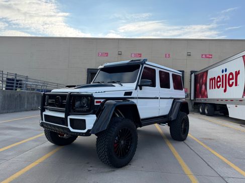 Used 2016 Mercedes-Benz G 63 AMG 4MATIC image 2
