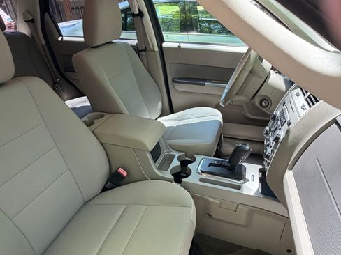 Used 2012 Ford Escape XLT FWD image 10