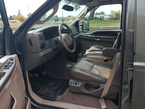 Used 2003 Ford Excursion Eddie Bauer image 9