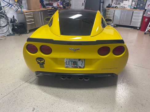 Used 2006 Chevrolet Corvette Z06 w/ Preferred Equipment Group RWD image 4