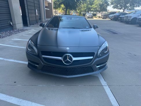Used 2014 Mercedes-Benz SL 550 image 2