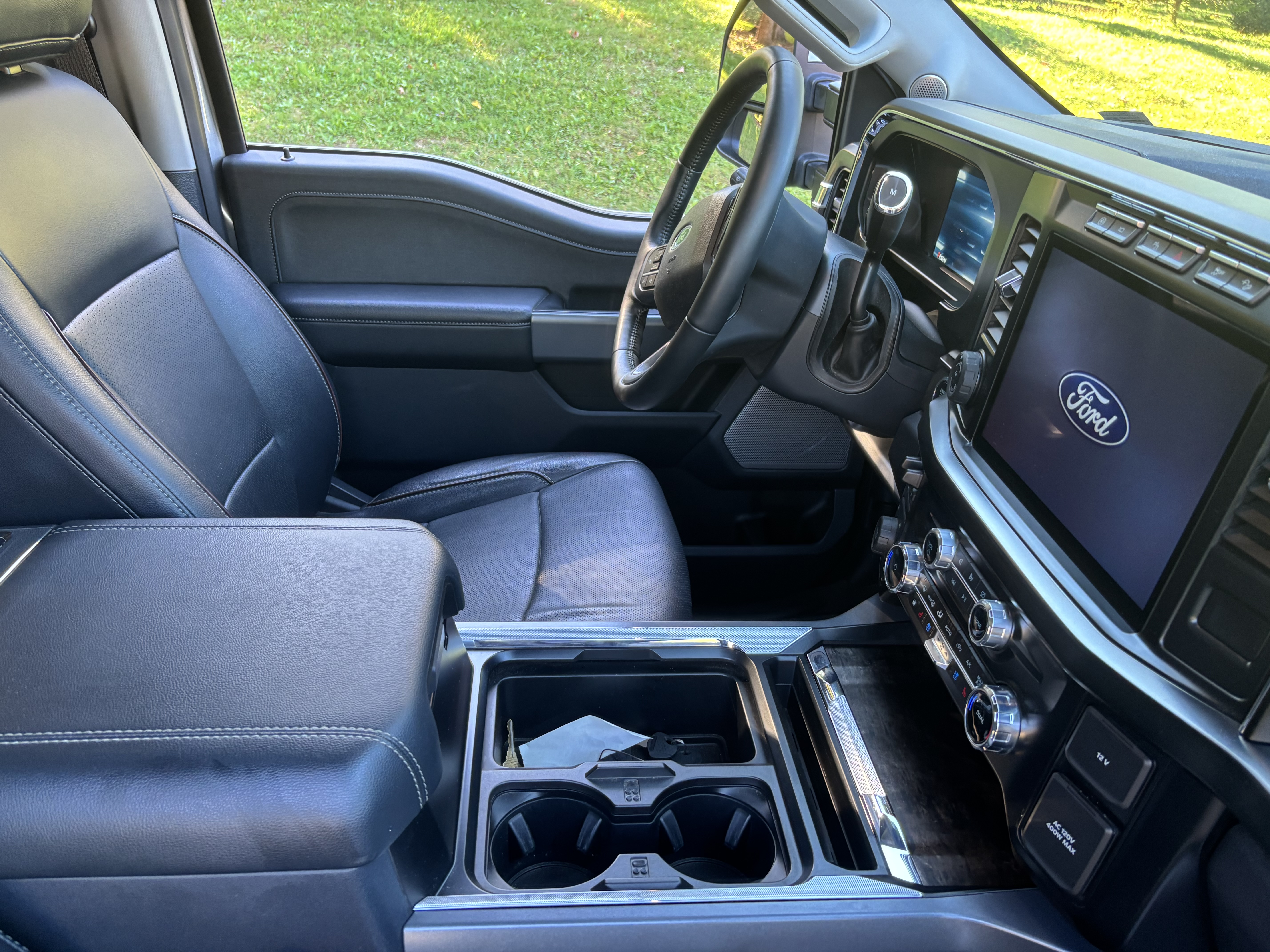 Used 2024 Ford F350 Lariat w/ Lariat Ultimate Package AWD/4WD image 15