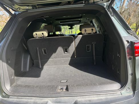 Used 2023 Chevrolet Traverse LT w/ LT Premium Package image 10