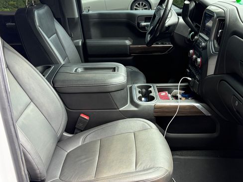 Used 2021 Chevrolet Silverado 1500 LT Trail Boss w/ Convenience Package II AWD/4WD image 10