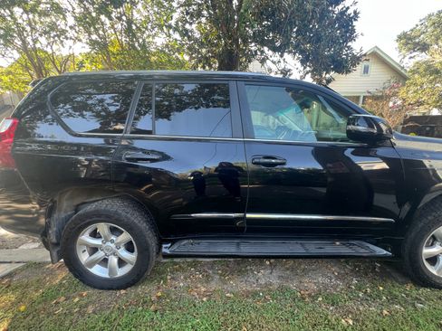Used 2013 Lexus GX 460 w/ Comfort Plus Pkg AWD/4WD image 1