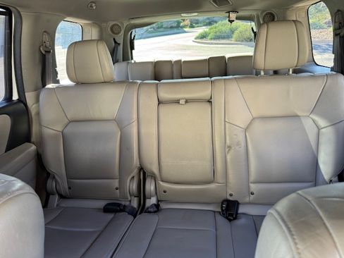 Used 2012 Honda Pilot Touring image 8