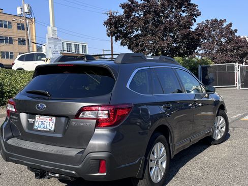 Used 2019 Subaru Outback 2.5i Premium AWD/4WD image 10