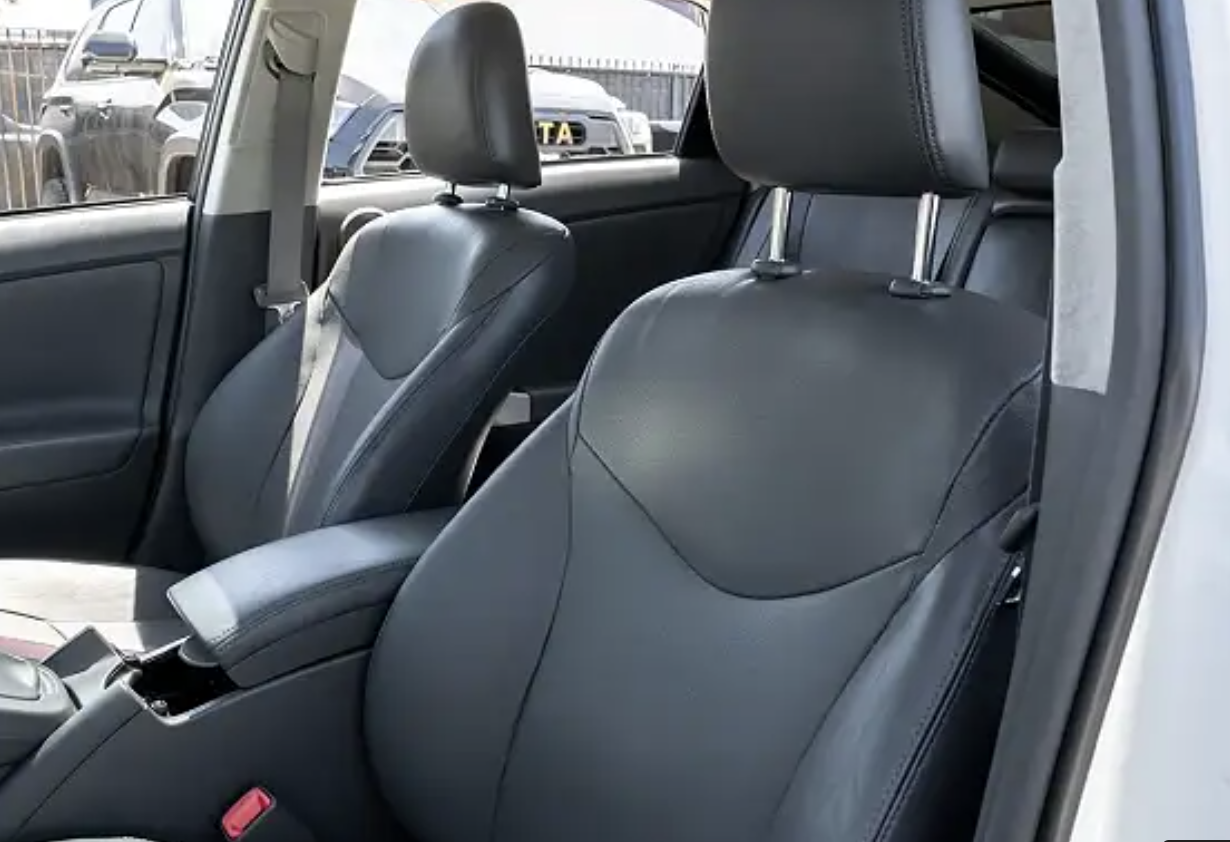 Used 2010 Toyota Prius Five FWD image 8