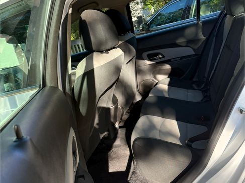 Used 2012 Chevrolet Cruze LS w/ Connectivity Package image 9