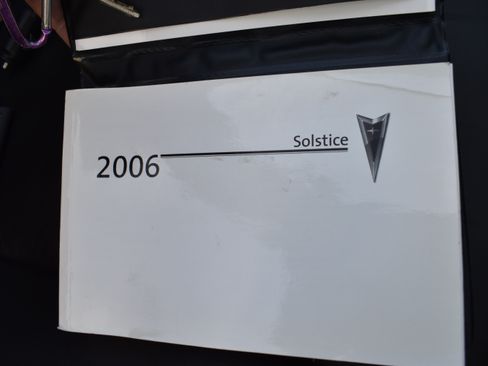 Used 2006 Pontiac Solstice Convertible w/ Premium Package image 18