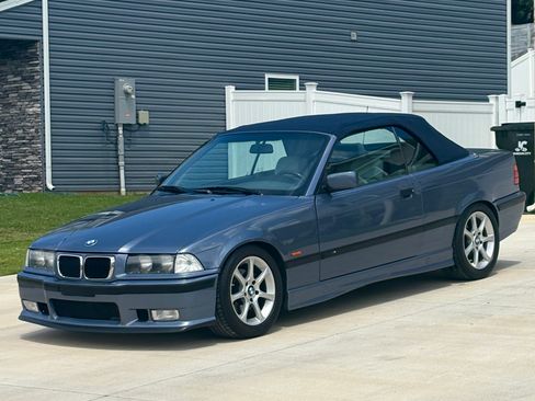Used 1999 BMW 328i Convertible RWD image 12
