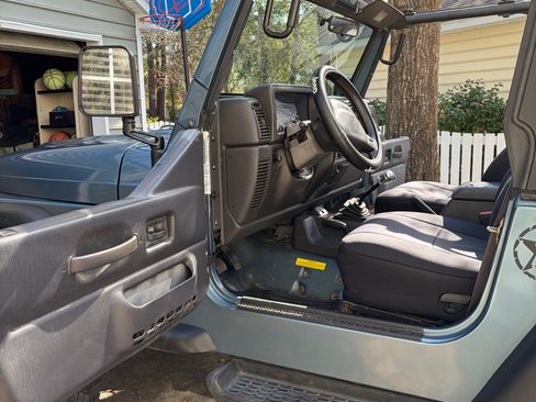 Used 1999 Jeep Wrangler Sport image 10