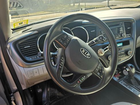 Used 2012 Kia Optima LX image 5
