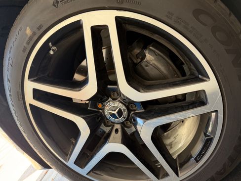 Used 2019 Mercedes-Benz GLS 550 4MATIC image 10