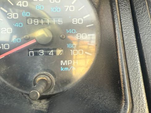 Used 1993 Jeep Wrangler S image 11