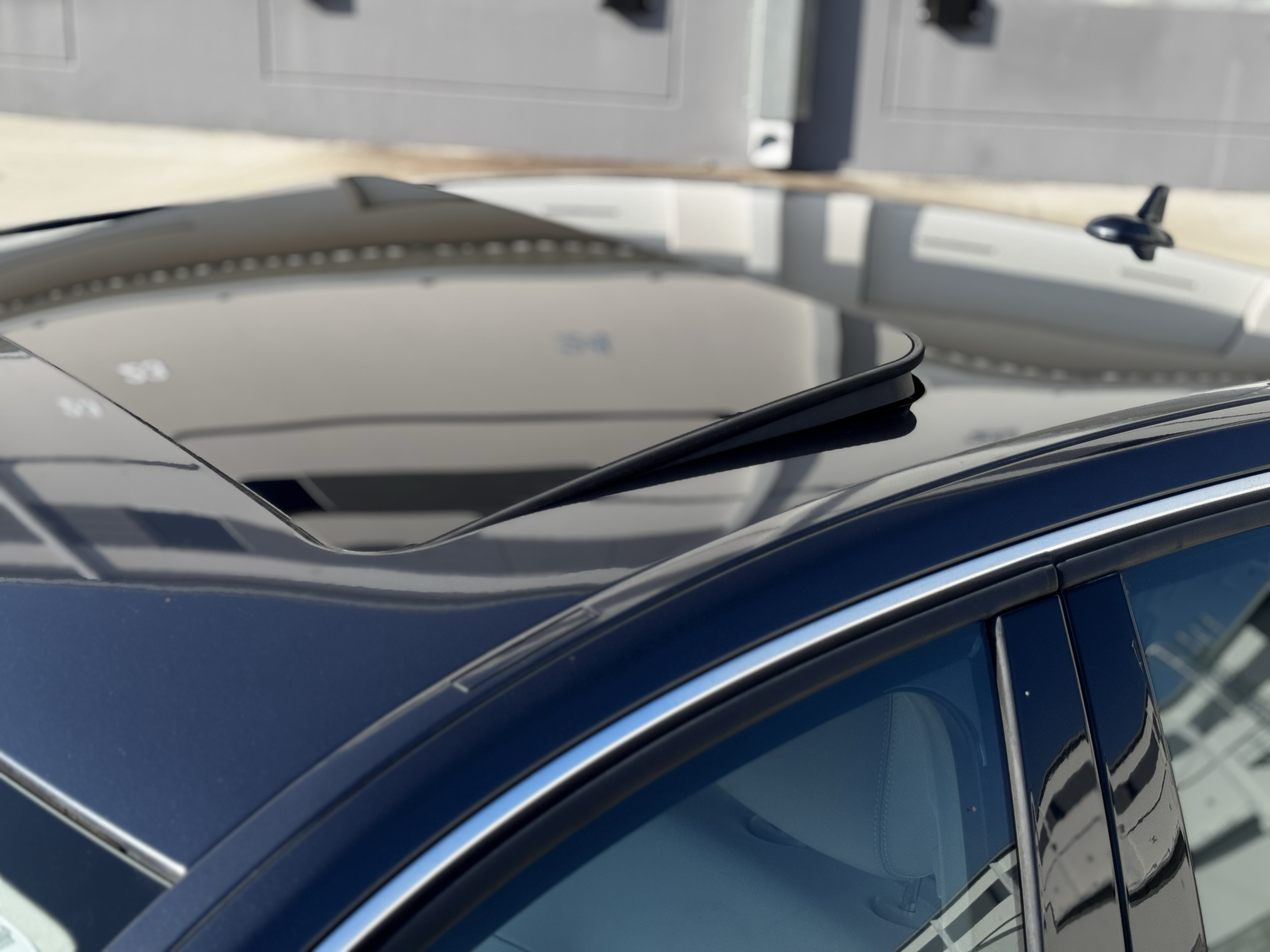 Used 2013 Mercedes-Benz E 350 Sedan image 9
