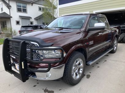 Used 2015 RAM 1500 Laramie w/ Convenience Group