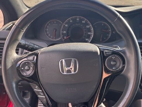 Used 2016 Honda Accord Sport image 11