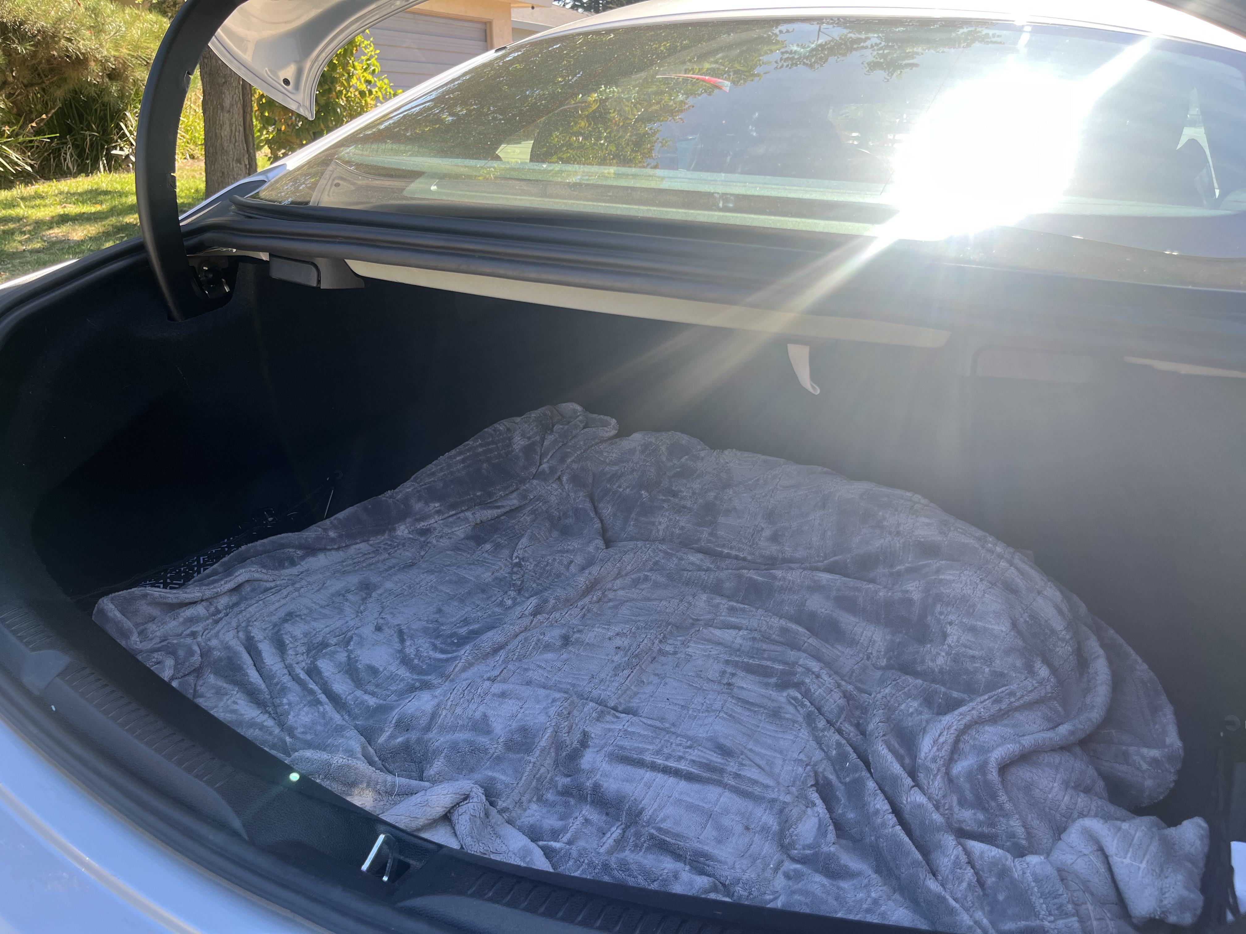 Used 2018 Mercedes-Benz E 400 Coupe image 10