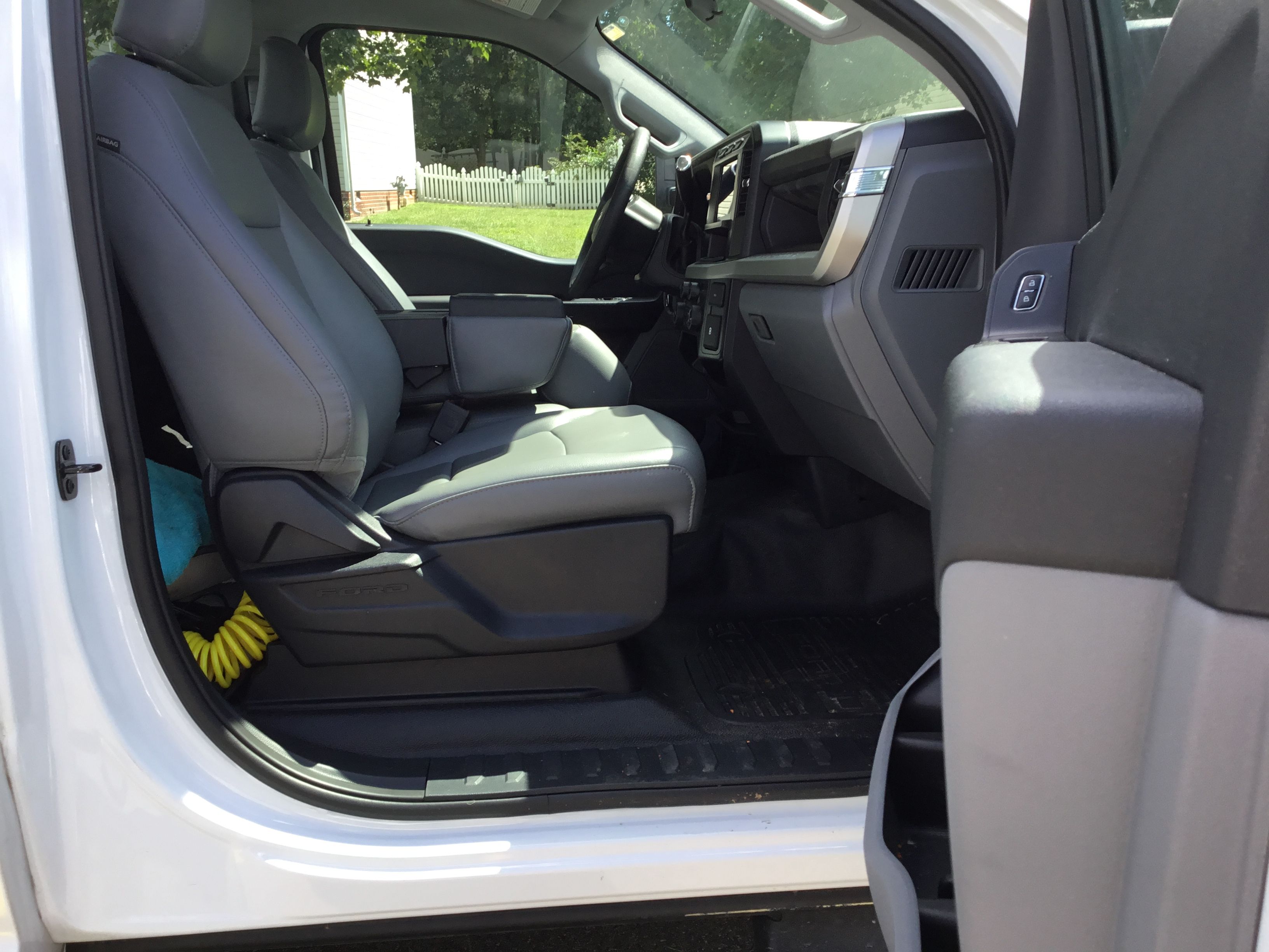 Used 2024 Ford F250 XL w/ XL Driver Assist Package AWD/4WD image 4
