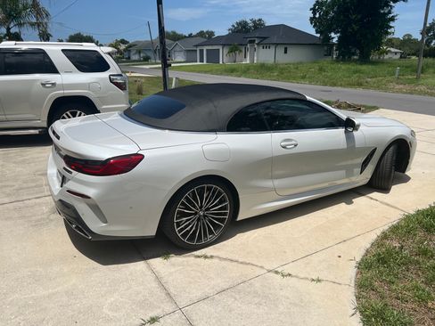 Used 2022 BMW M850i xDrive Convertible w/ Driving Assistance Package AWD/4WD image 4