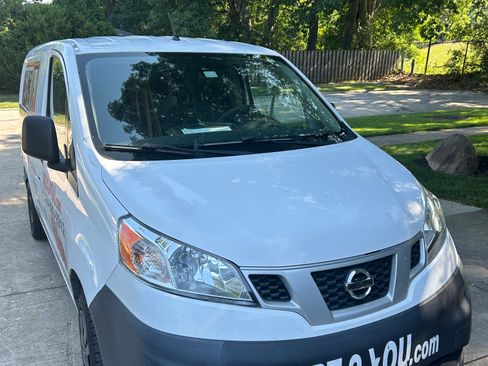 Used 2016 Nissan NV200 S FWD image 13