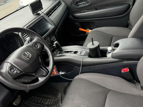 Used 2022 Honda HR-V Sport image 14