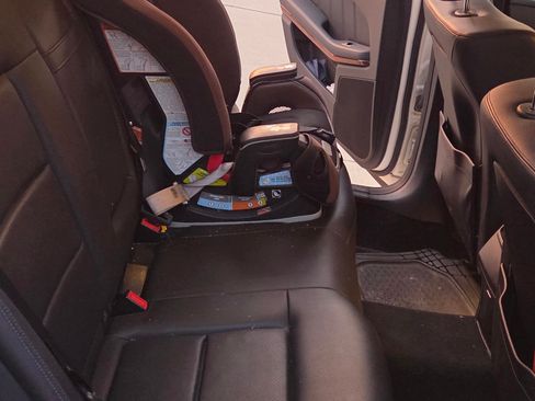 Used 2013 Mercedes-Benz E 350 Sedan image 14