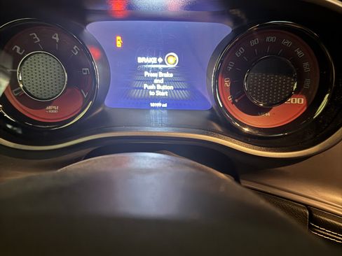 Used 2023 Dodge Challenger SRT Hellcat w/ Driver Convenience Group image 15