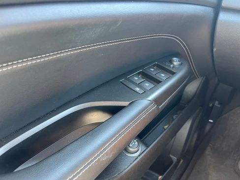 Used 2012 Cadillac SRX Luxury AWD/4WD image 9