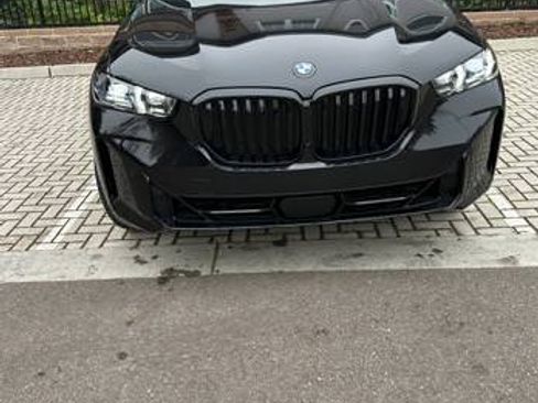 Used 2025 BMW X5 xDrive40i w/ Parking Assistance Package image 24