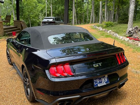 Used 2021 Ford Mustang GT Premium w/ Equipment Group 401A RWD image 5