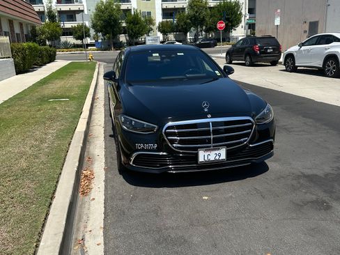 Used 2024 Mercedes-Benz S 580 4MATIC Sedan image 1