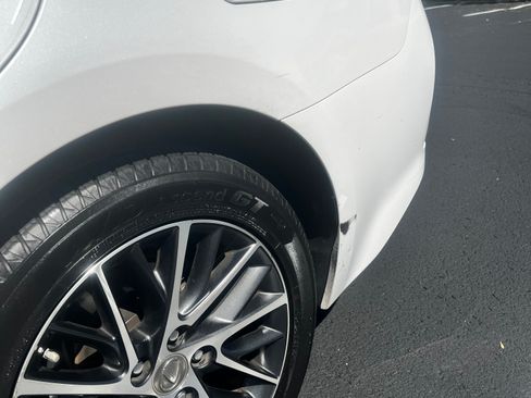 Used 2016 Lexus ES 350 w/ Luxury Package w/Wood Trim FWD image 12