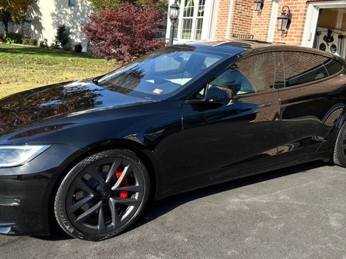 Used 2023 Tesla Model S Plaid AWD/4WD image 4