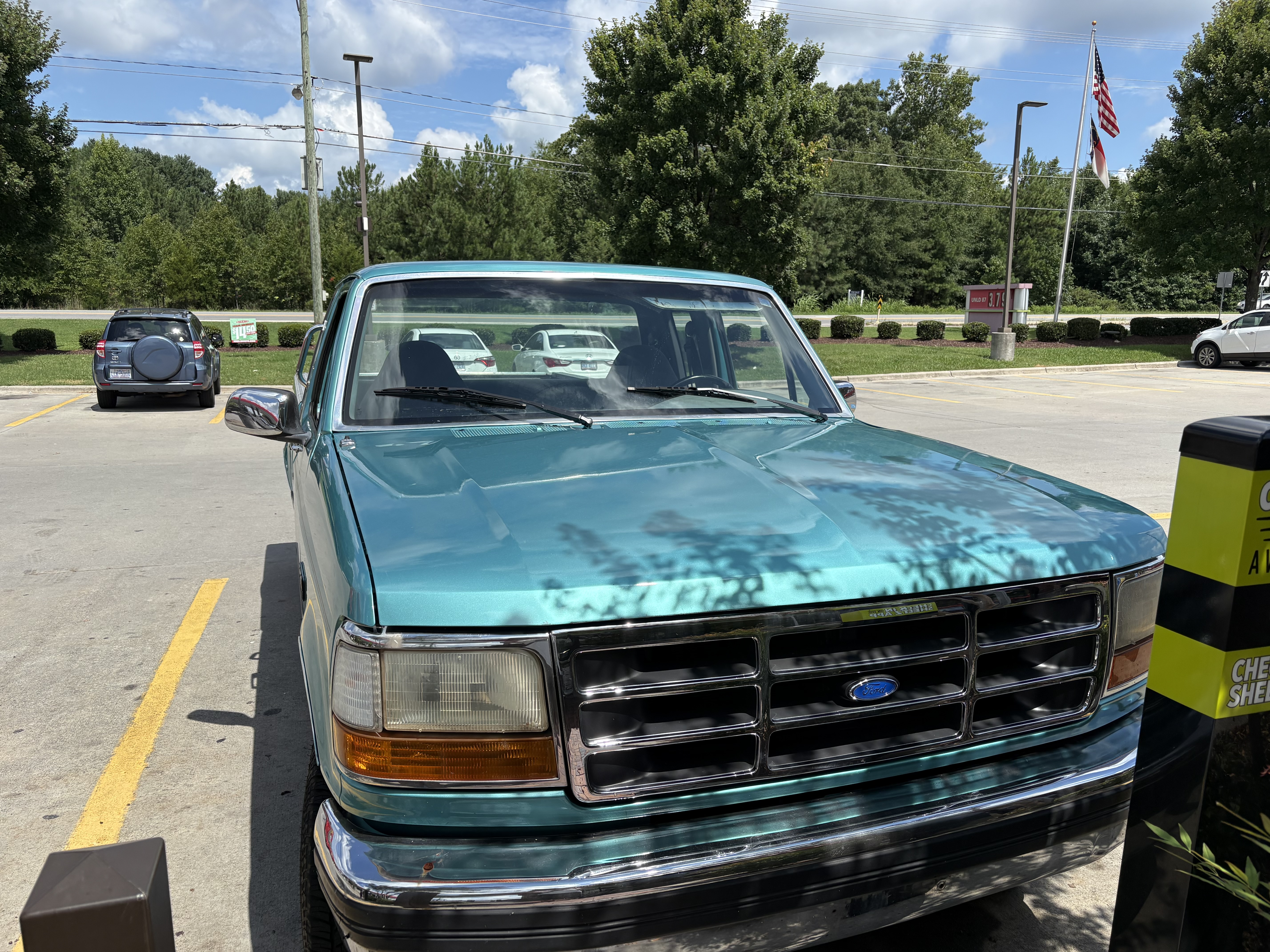 Used 1994 Ford F150 XL RWD image 2
