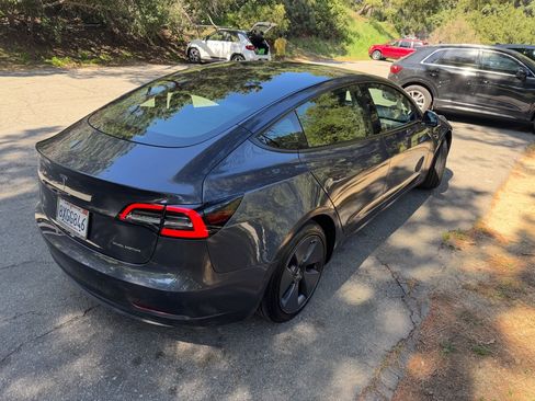 Used 2021 Tesla Model 3 Long Range image 4