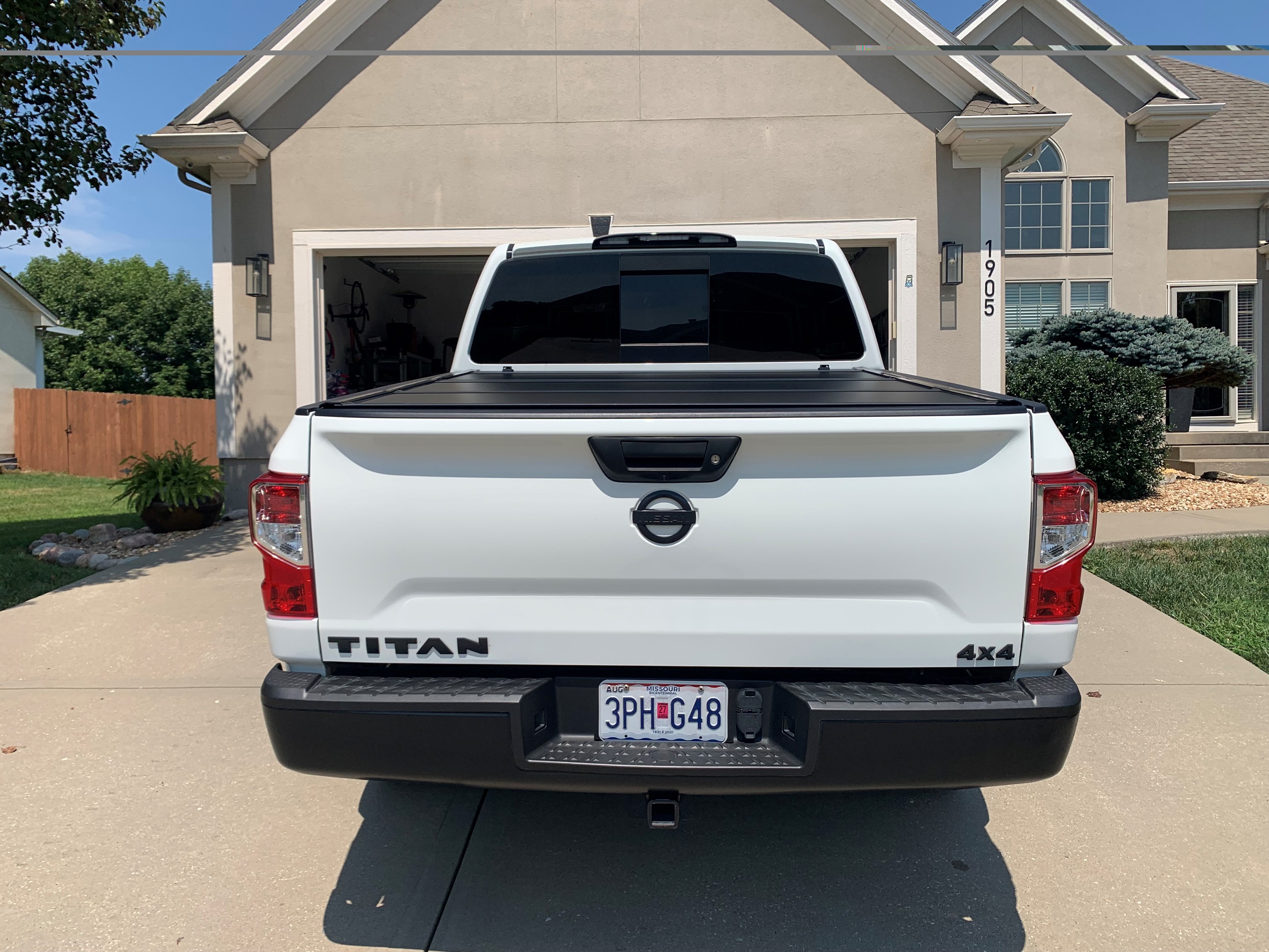Used 2019 Nissan Titan S w/ S Utility Package AWD/4WD image 6