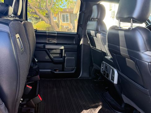 Used 2018 Ford F150 Raptor w/ Equipment Group 802A Luxury image 15