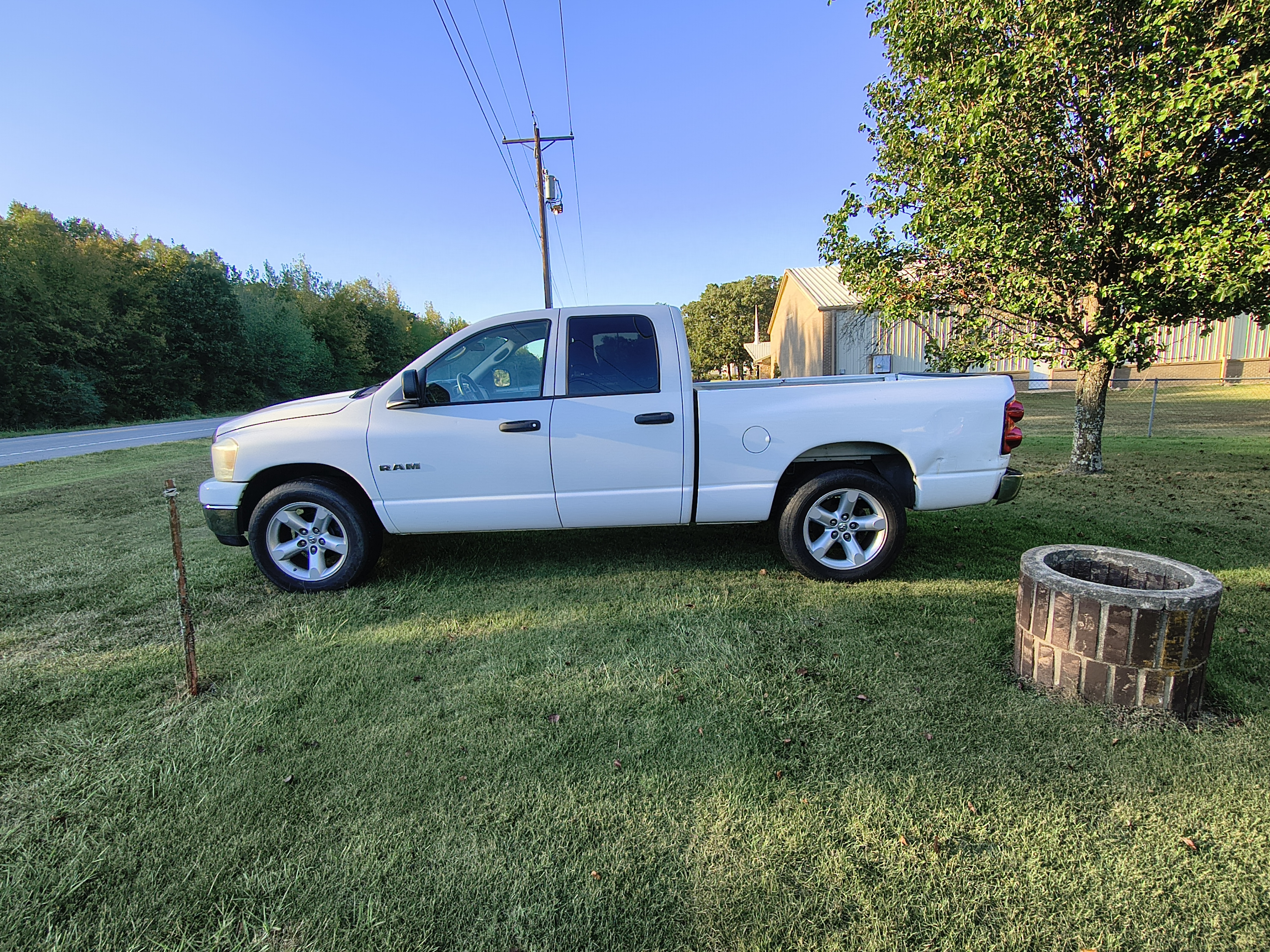Used 2008 Dodge Ram 1500 Truck SLT w/ Trailer Tow Group RWD image 5