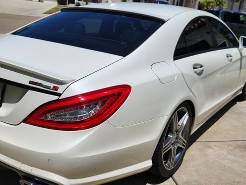 Used 2014 Mercedes-Benz CLS 63 AMG S-Model image 2