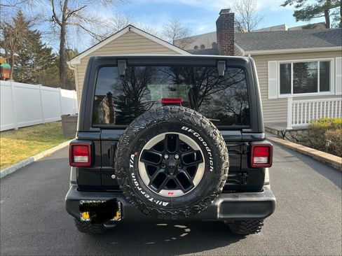 Used 2018 Jeep Wrangler Unlimited Sport S AWD/4WD image 5