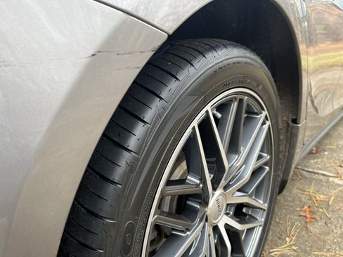 Used 2016 Maserati Ghibli image 11