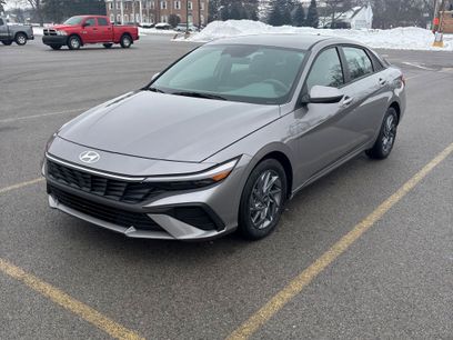 Used 2024 Hyundai Elantra SEL